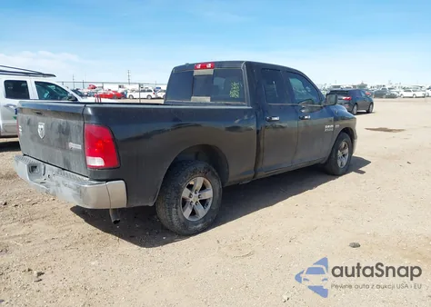 2017 Ram 1500 Slt 4X2 6'4 Box z USA, uszkodzony, nr VIN 1C6RR6GT3HS540417